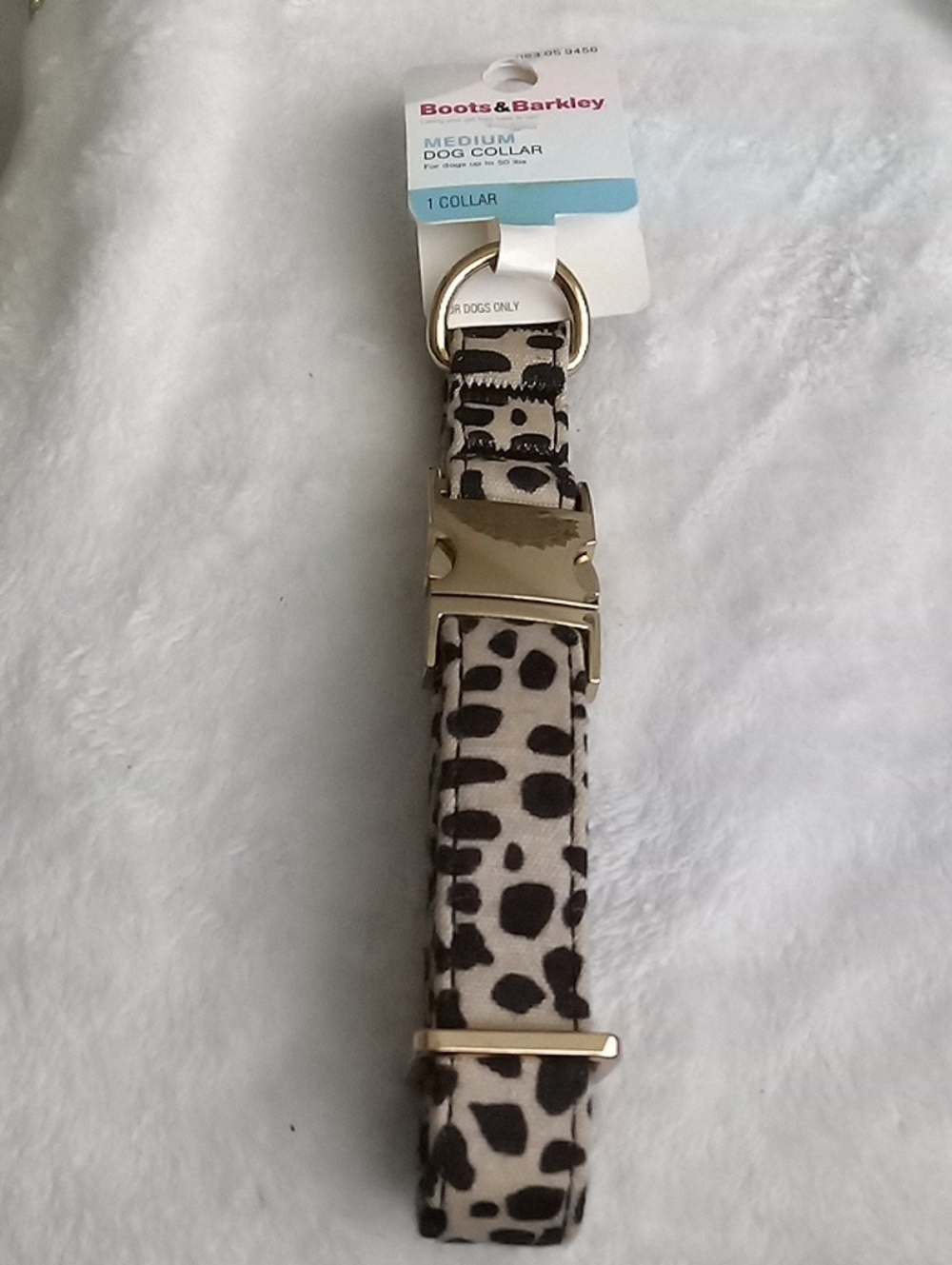 Boots & Barkley Leopard Print Wrist Strap in Black and White
